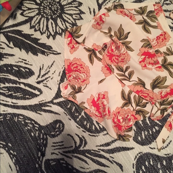 Show me your mumu set size: x small - Picture 3 of 7